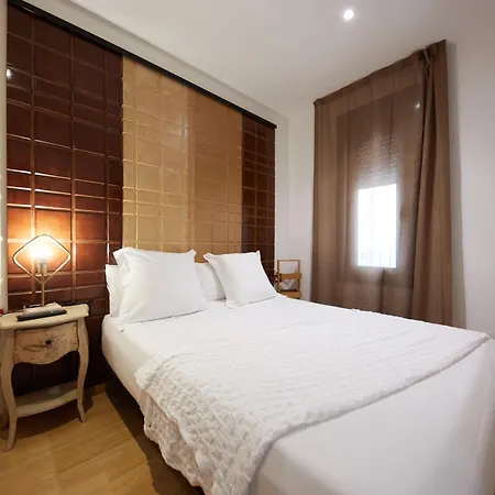 Lägenhet Apart-Suites Hostemplo