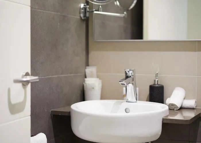 Apart-Suites Hostemplo * Barcelona