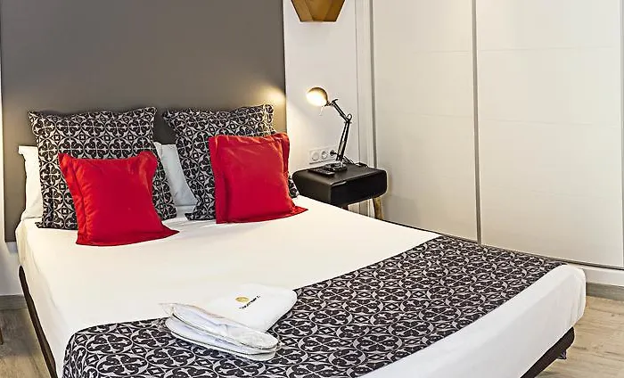 Apartment Apart-Suites Hostemplo