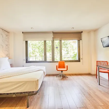 Apart-suites Hostemplo Barcelona