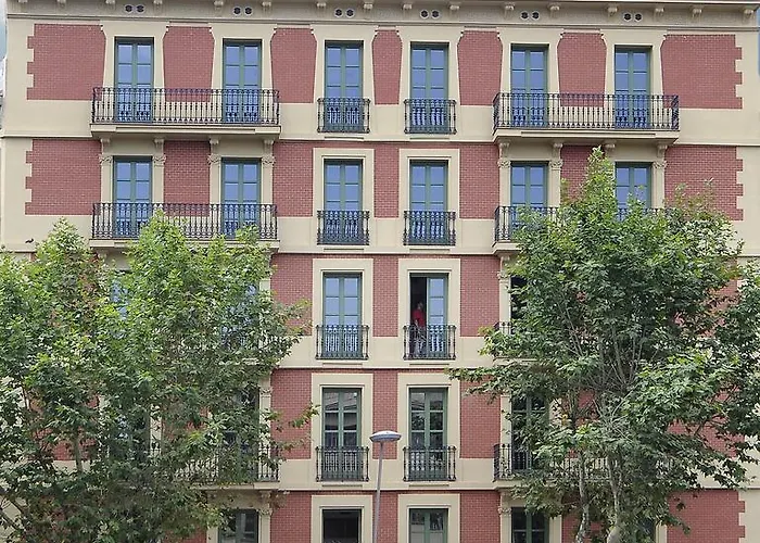 Apart-suites Hostemplo Barselona