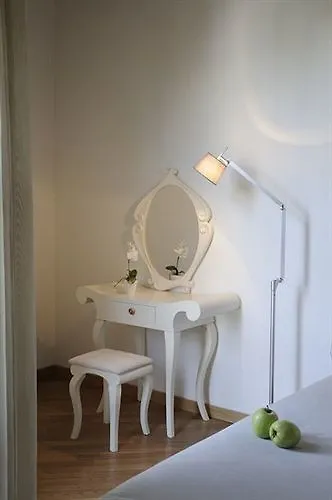 Apart-suites Hostemplo Barselona