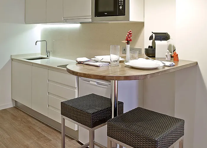 Apart-suites Hostemplo Barselona
